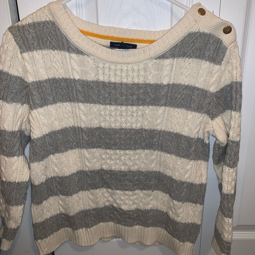 tommy hilfiger sweater